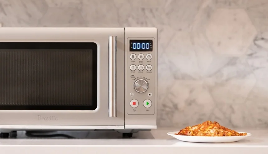 9 Best Microwaves for Seniors - Safest Devices to Reheat and Cook the Food